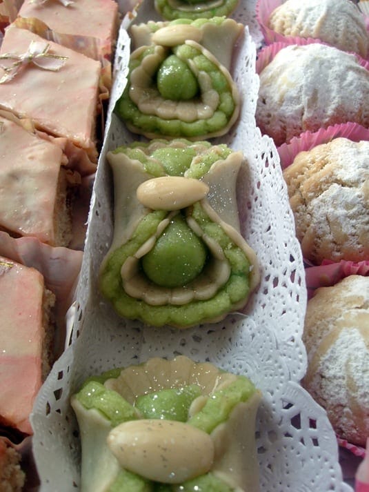 Gateaux Algeriens De L Aid El Fitr 09 حلويات العيد الجزائرية بالصور Amour De Cuisine
