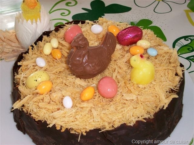 Trianon au chocolat et kadaïfs (gâteau de Pâques)