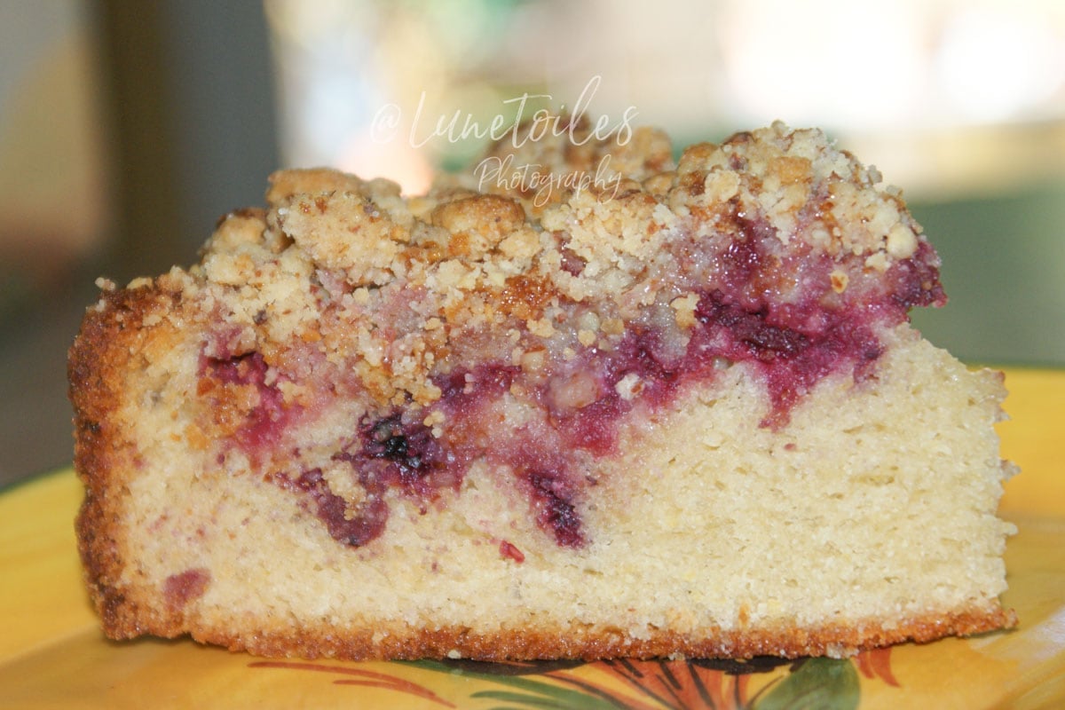 Croquemitoufle aux cerises : gâteau moelleux et crumble aux amandes