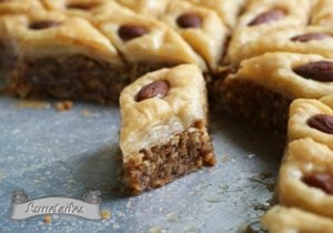 Baklava à la pâte filo, baklawa express aux amandes