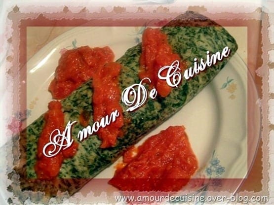 roulé d’épinard au poulet et sauce tomate