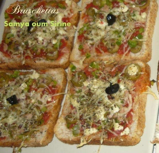 Bruschettas chaudes sur pain de mie