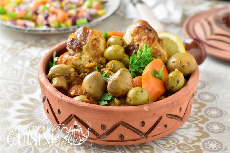 tajine de poulet aux Olives et champignons