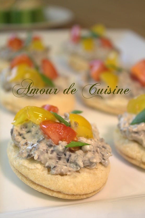 amuse bouche olive et chevre.CR2