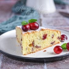 Recette Facile du Gâteau aux Cranberries Moelleux et Acidulé