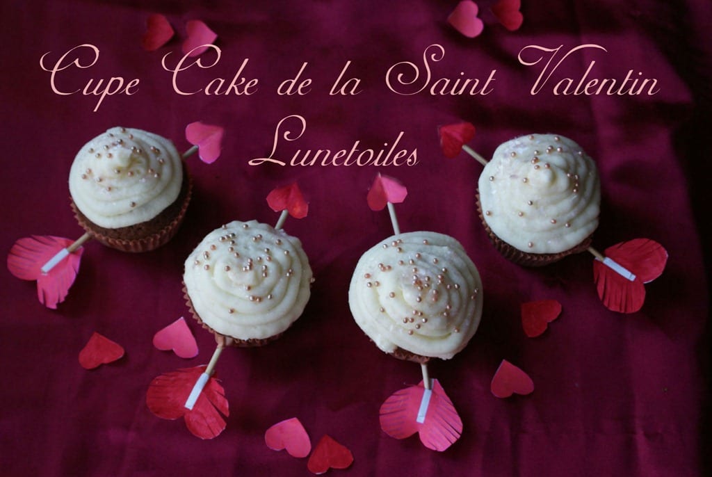 les cupcakes rouges de cupidon