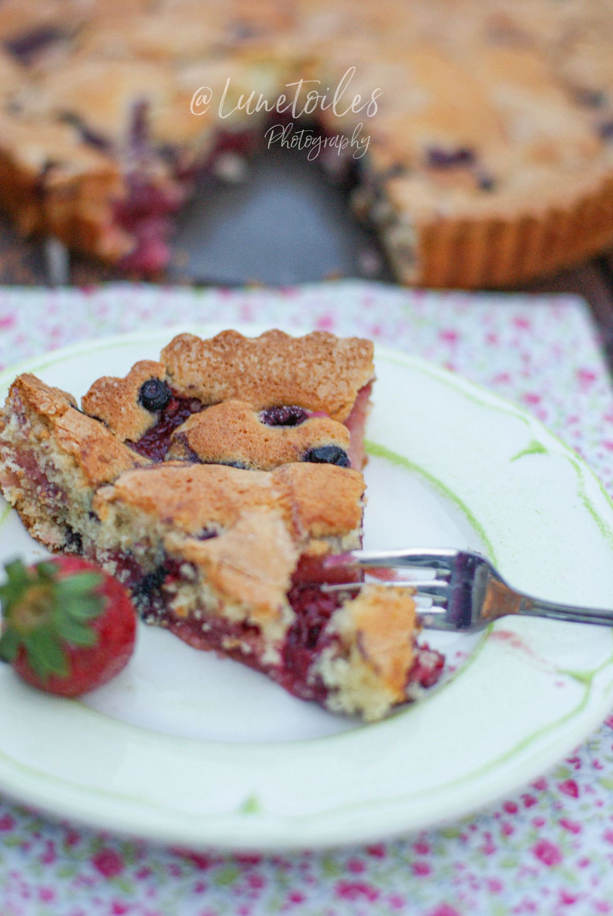 Gateau aux fruits rouges facile et moelleux