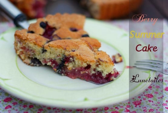 gateau aux fruits rouges, d'ete