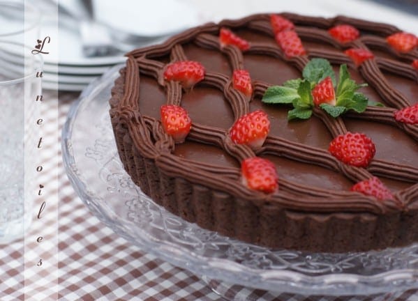 tarte-au-chocolat-et-fraises-1-copie-1.jpg