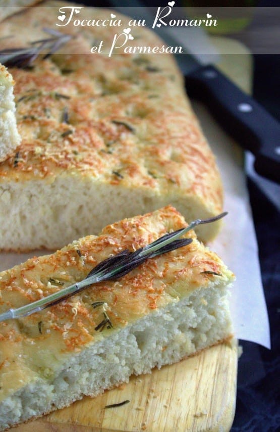 focaccia au parmesan et romarin