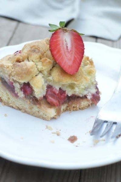 tarte-a-la-rhubarbe-a-la-fraise.JPG