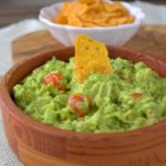 guacamole à deguster avec des nachos