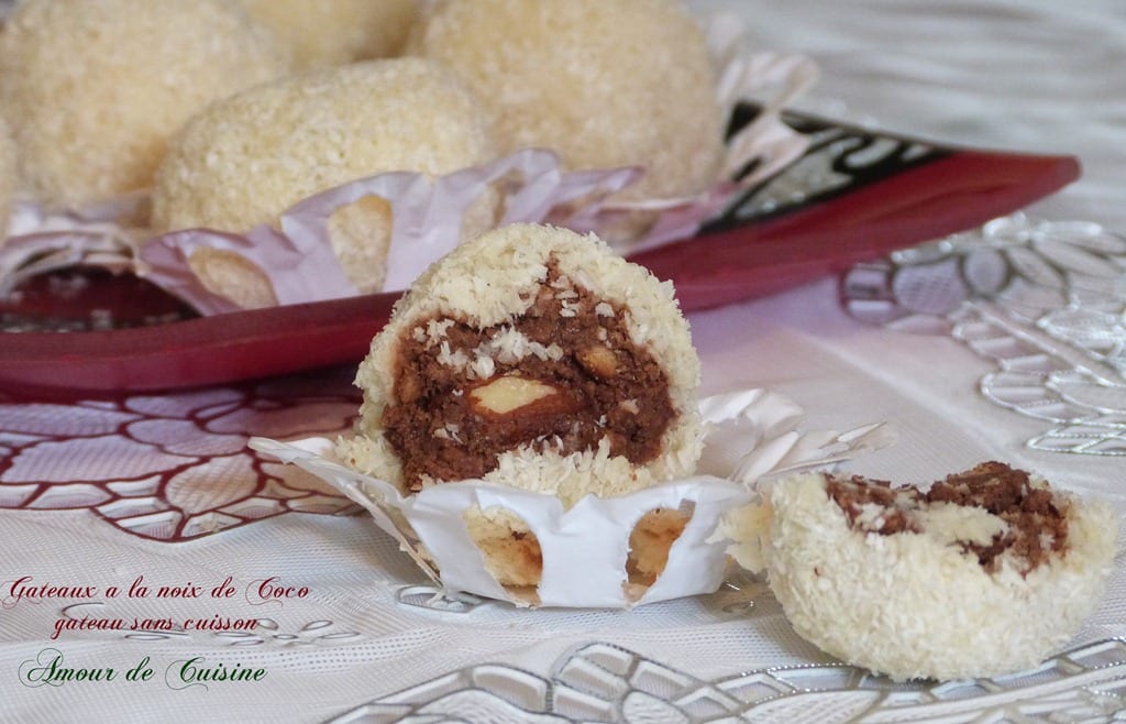 gateau algerien / boulettes a la noix de coco