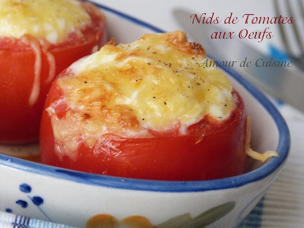 oeuf cocotte en nid de tomates, à la sortie du four