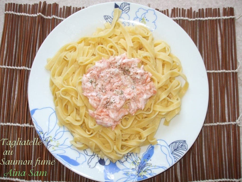 Tagliatelles à la crème au saumon fumé