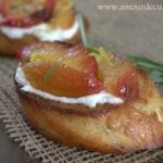 crostinis aux mirabelles et ricotta