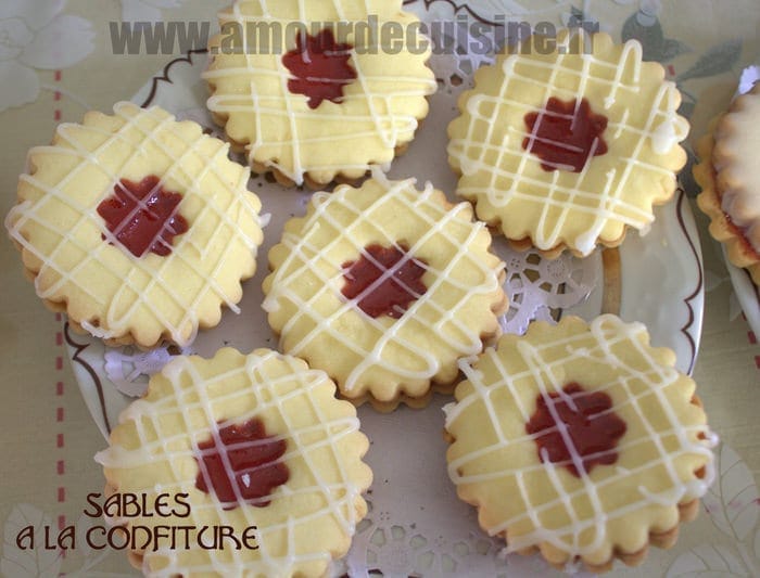 sablés à la confiture de fraises ultra fondant