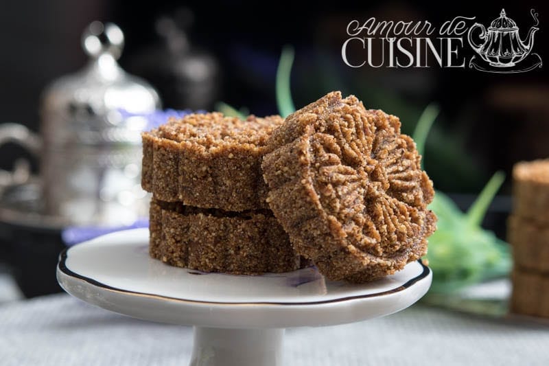 Recette traditionnelle du Rfiss Tounsi : gâteau algérien aux dattes