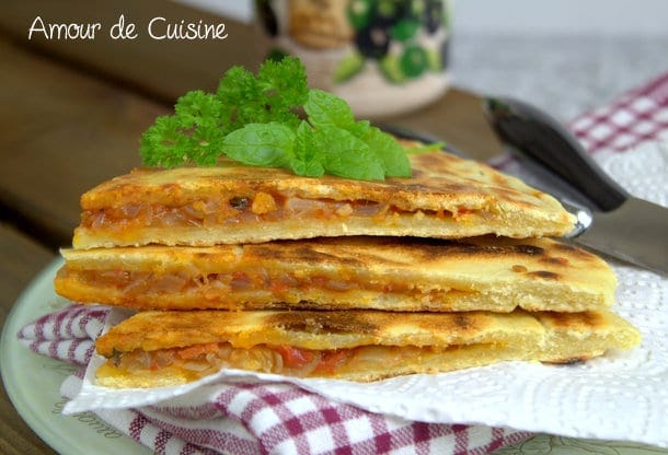 galette kabyle farcie a la chakchouka