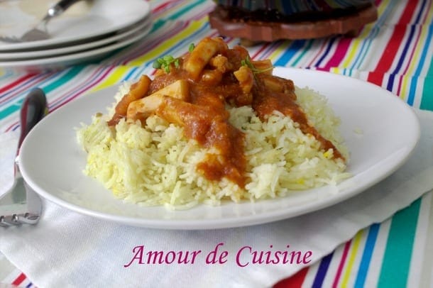 Riz au calamars en sauce tomate