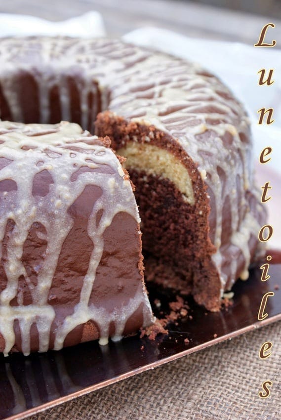 bundt cake au chocolat et beurre de cacahuetes