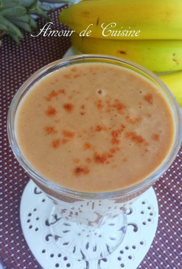 smoothie banane et jus d'ananas-001