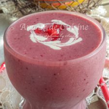 Smoothie à la grenade et cerises