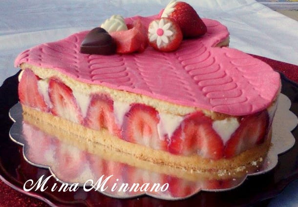 recette de fraisier classique en forme de coeur 1