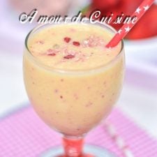 smoothie melon ananas et raisins noirs
