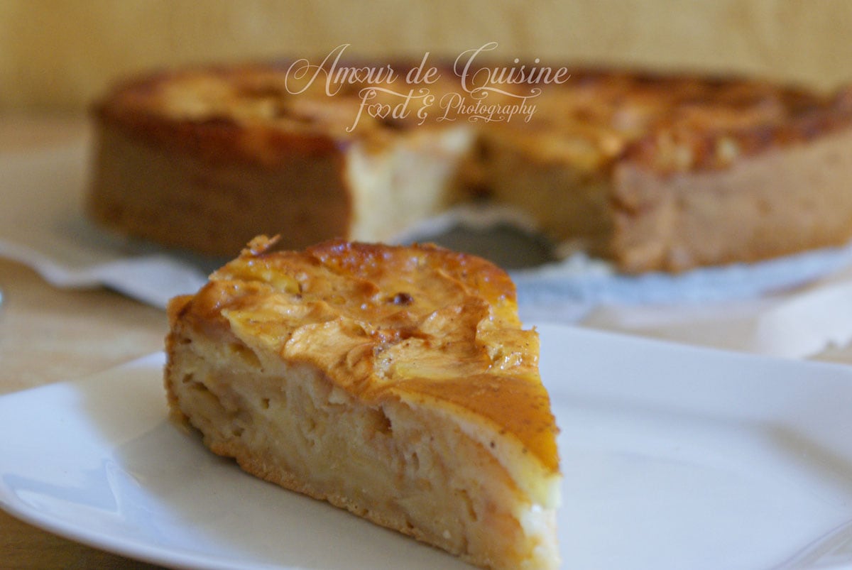 Gâteau aux pommes à l'ancienne, moelleux et fondant