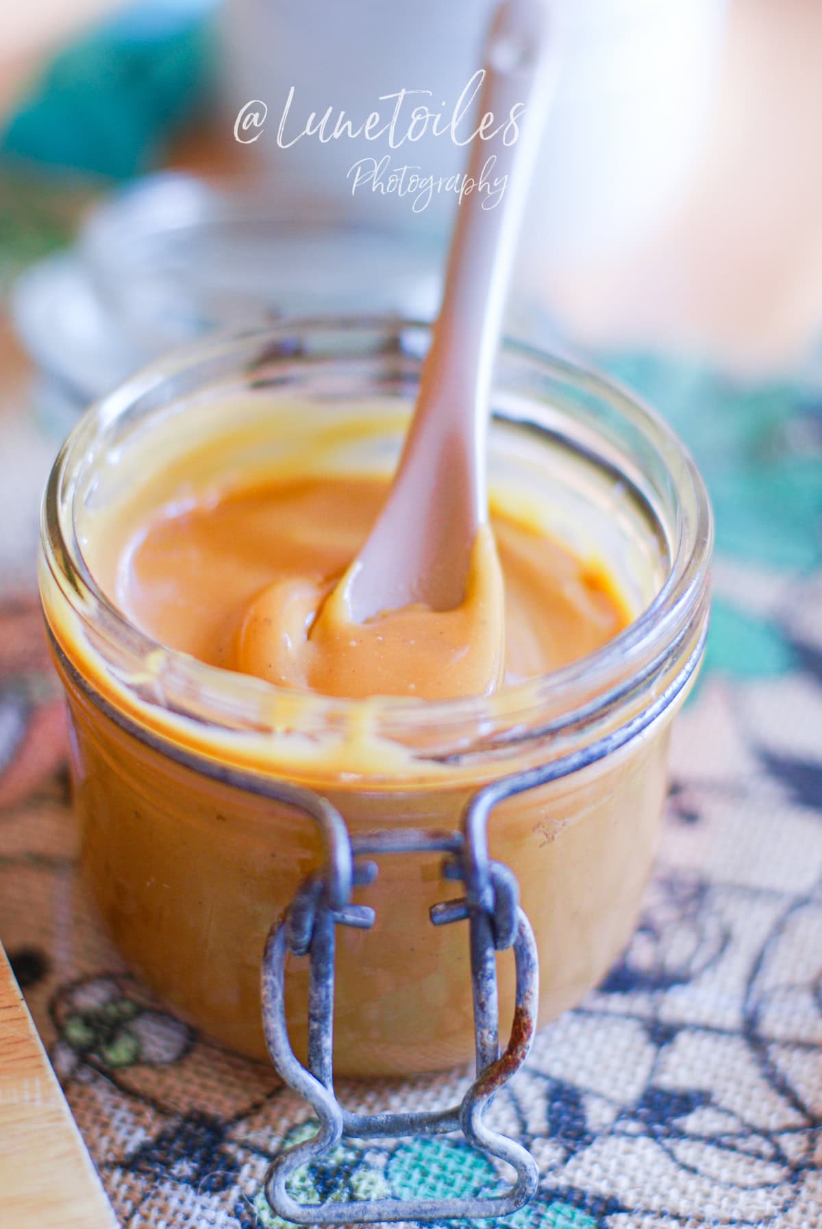 Homemade Dulce de Leche (Milk Jam)