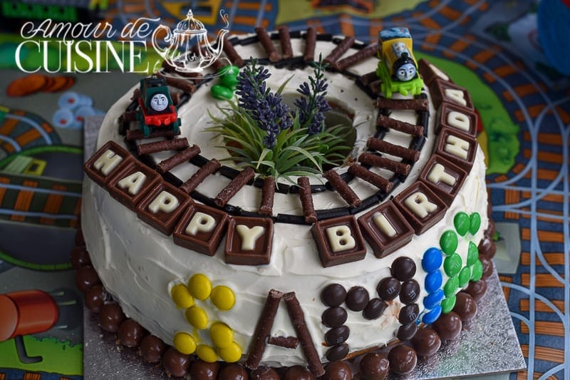 gateau d'anniversaire pour garçon decoration facile