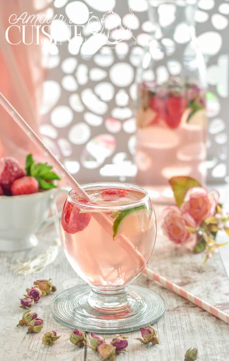 eau parfume aux fraises et rose 1