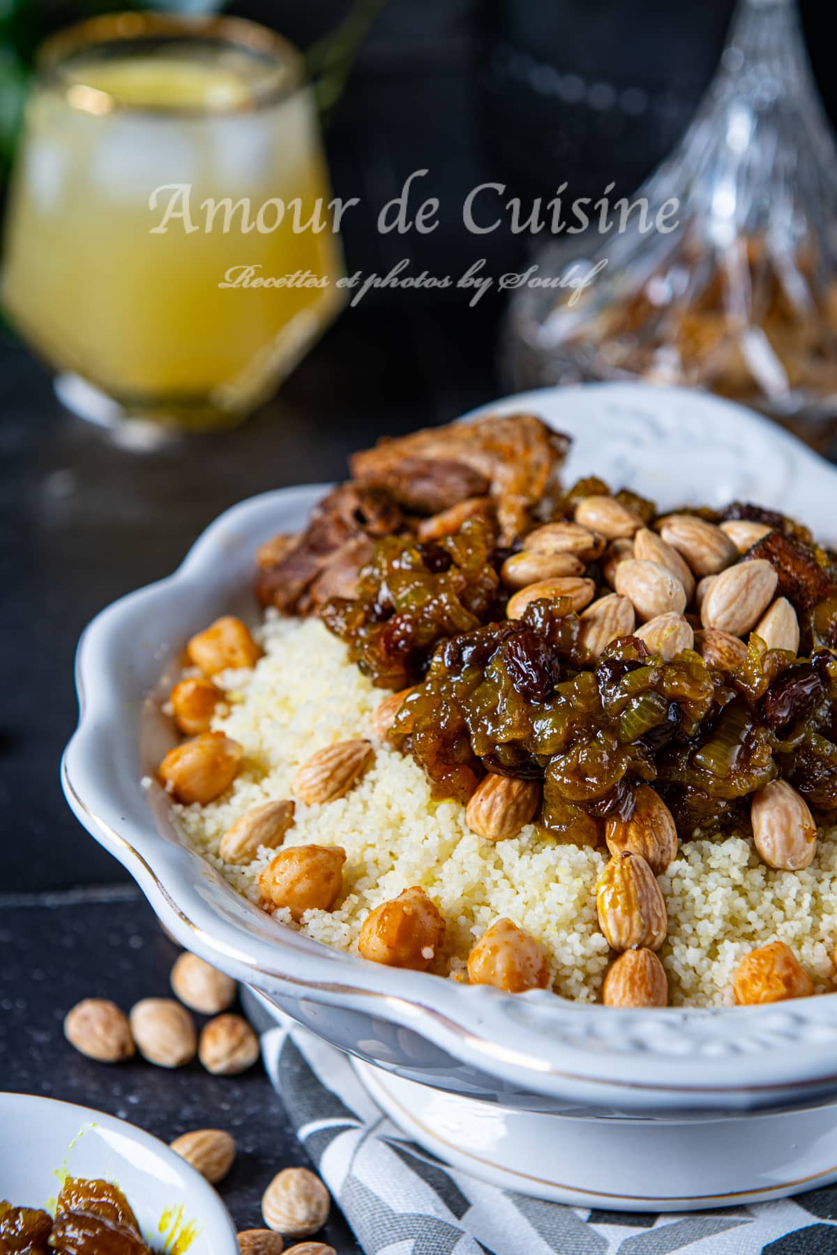 Couscous à l'agneau avec la tfaya