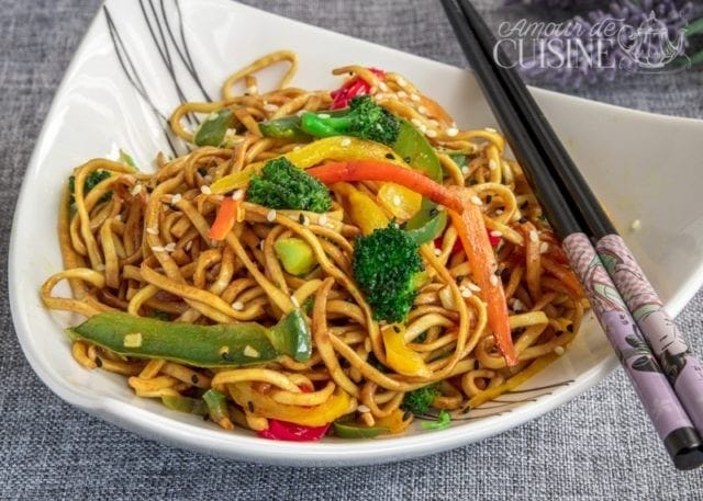 nouilles chinoises sautées aux légumes - Amour de cuisine