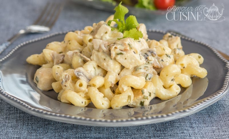 Pâtes à La Crème Poulet Et Champignons