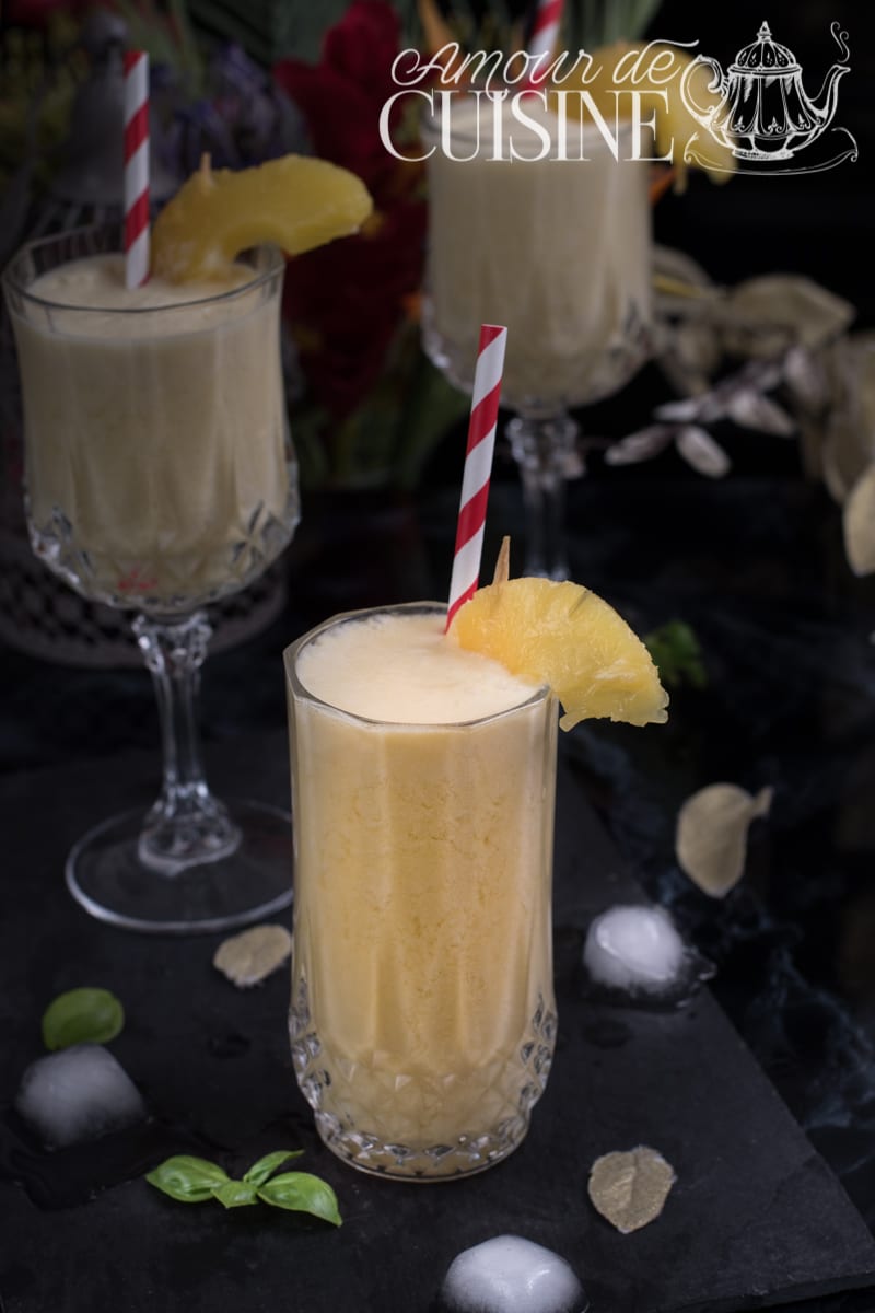 pina colada: boisson fraiche sans alcool