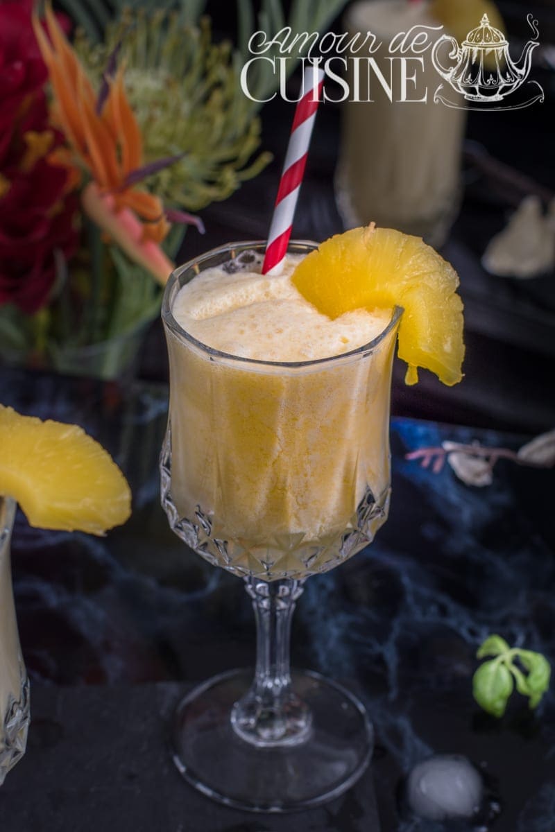 pina colada: boisson fraiche sans alcool