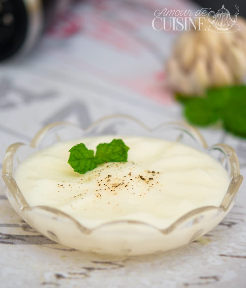 creme à l'ail, sauce toum de la cuisine libanaise