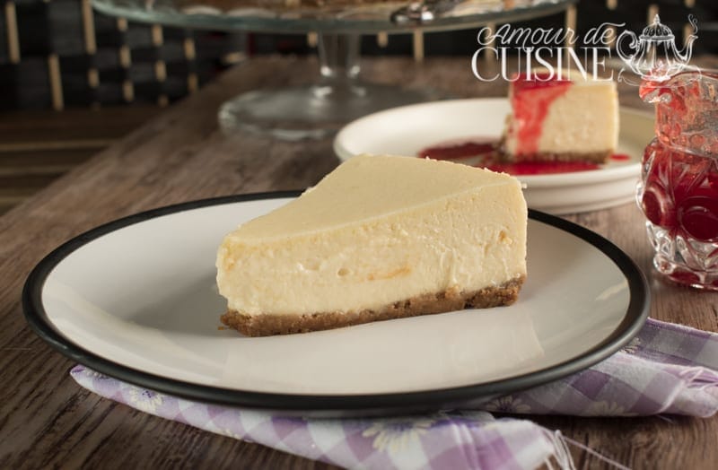 Cheesecake New-yorkais avec son coulis de fraises 1