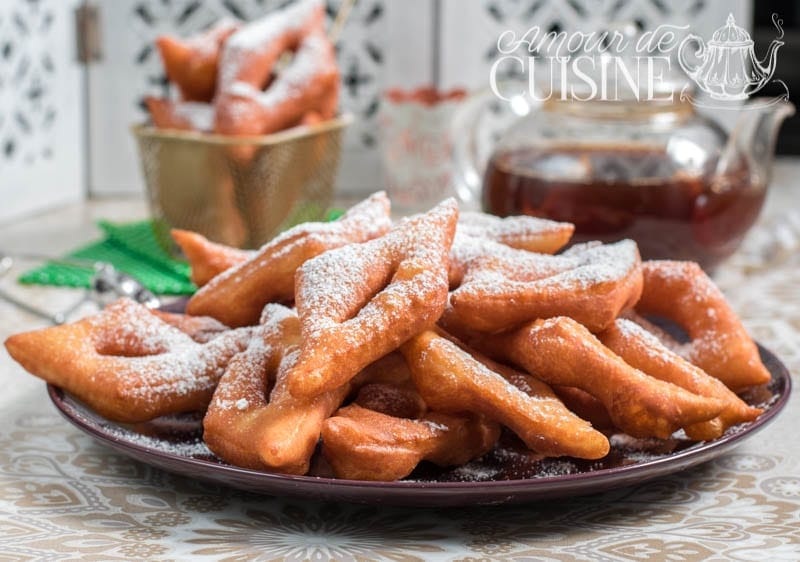 les bugnes lyonnaises, beignet du carnaval