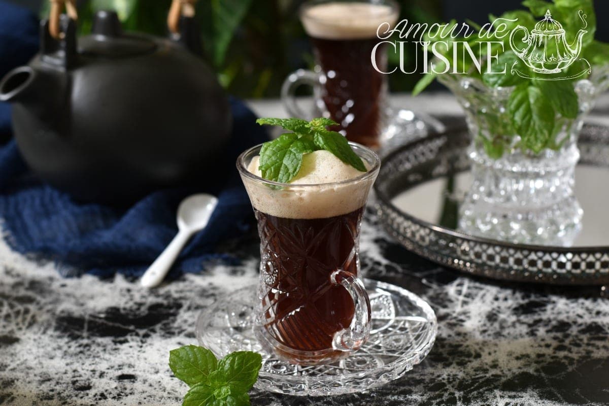 Recette traditionnelle du thé à la menthe facile et rapide