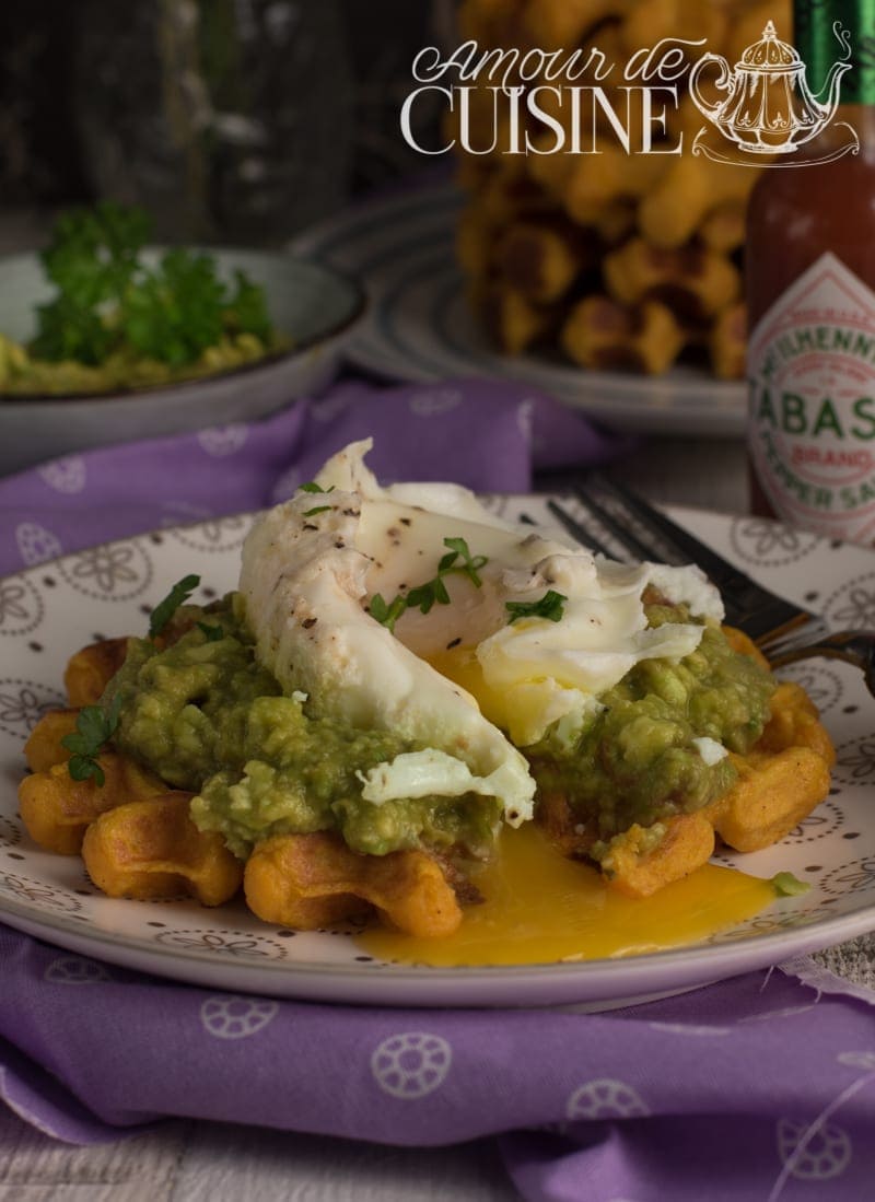 recette gaufres de patate douce au guacamole et oeuf poché