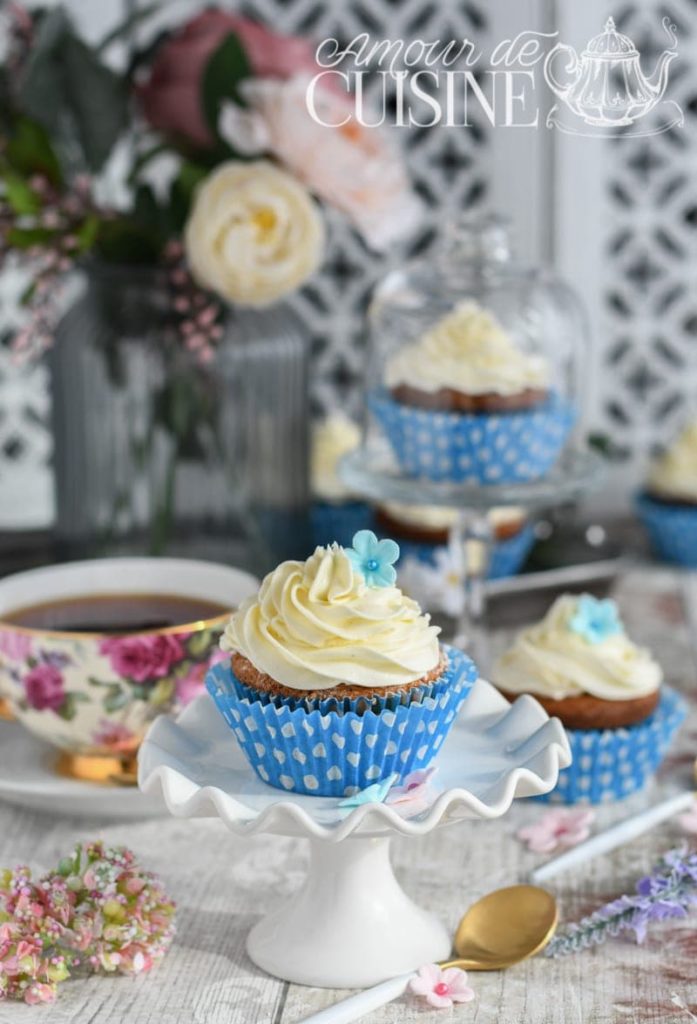 cupcakes à la vanille et crème au beurre à la vanille Amour de cuisine