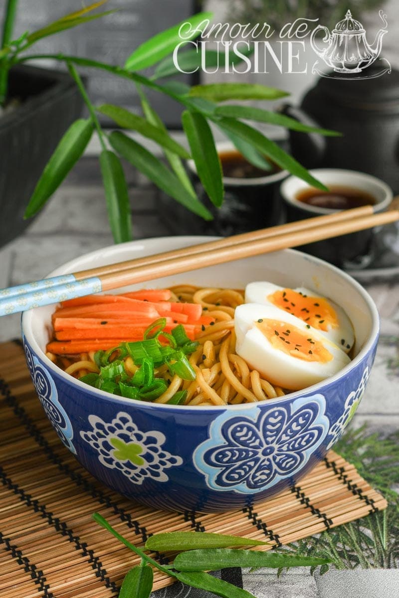 soupe japonaise ramen vegetarien 