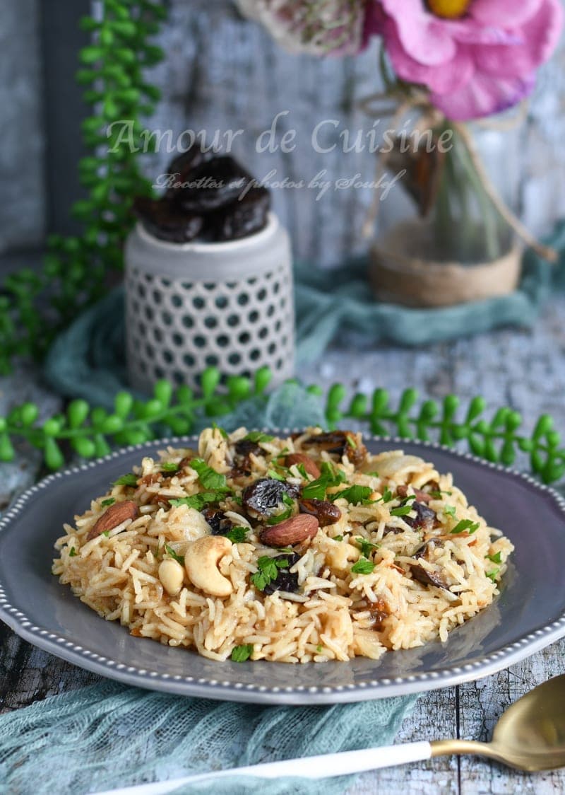 riz pilaf aux pruneaux