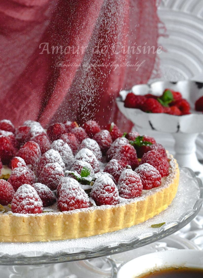 tarte aux framboises pistaches et chocolat blanc