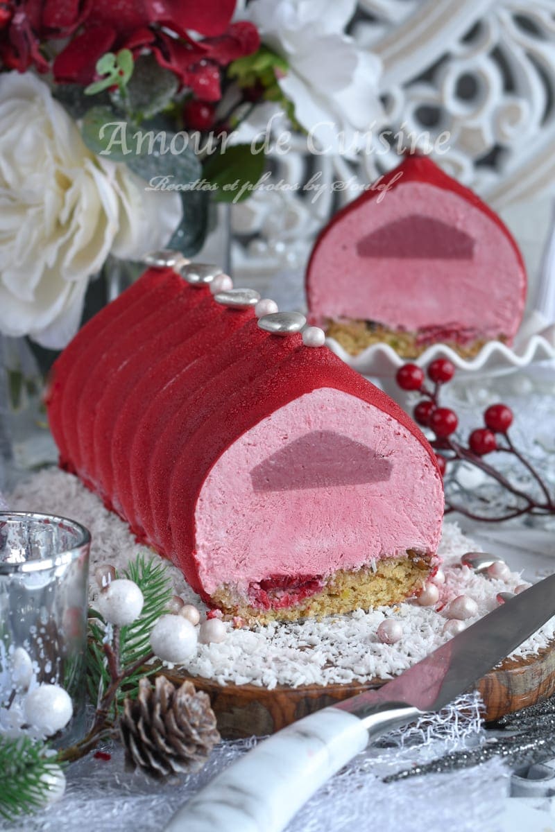 Bûche aux framboises et chocolat blanc