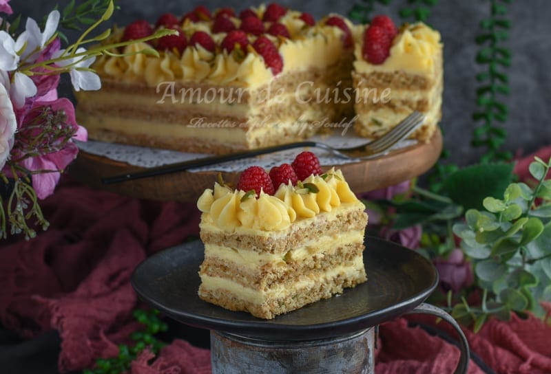 gateau russe aux pistaches et framboises