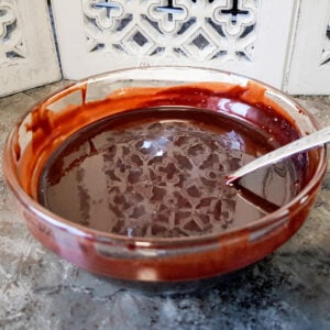 glacage-miroir-au-cacao-sans-glucose-sans-chocolat